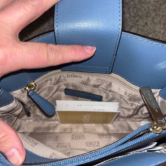 Michael Kors Rivington Studded Medium Messenger Bag Blue - Picture 8 of 12